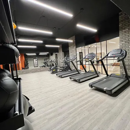 アパート New With Terrace, Spa, Fitness ヴロツワフ